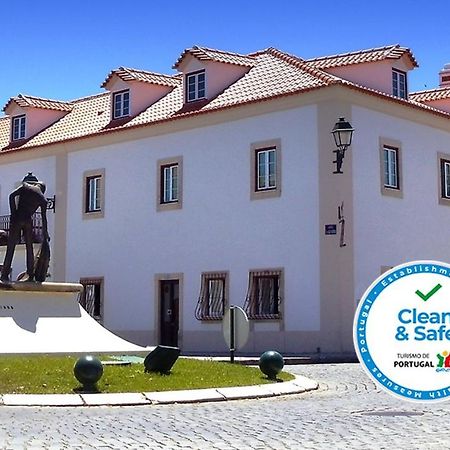 Casa Do Largo - Golega - Turismo De Habitacao Hotel Bagian luar foto