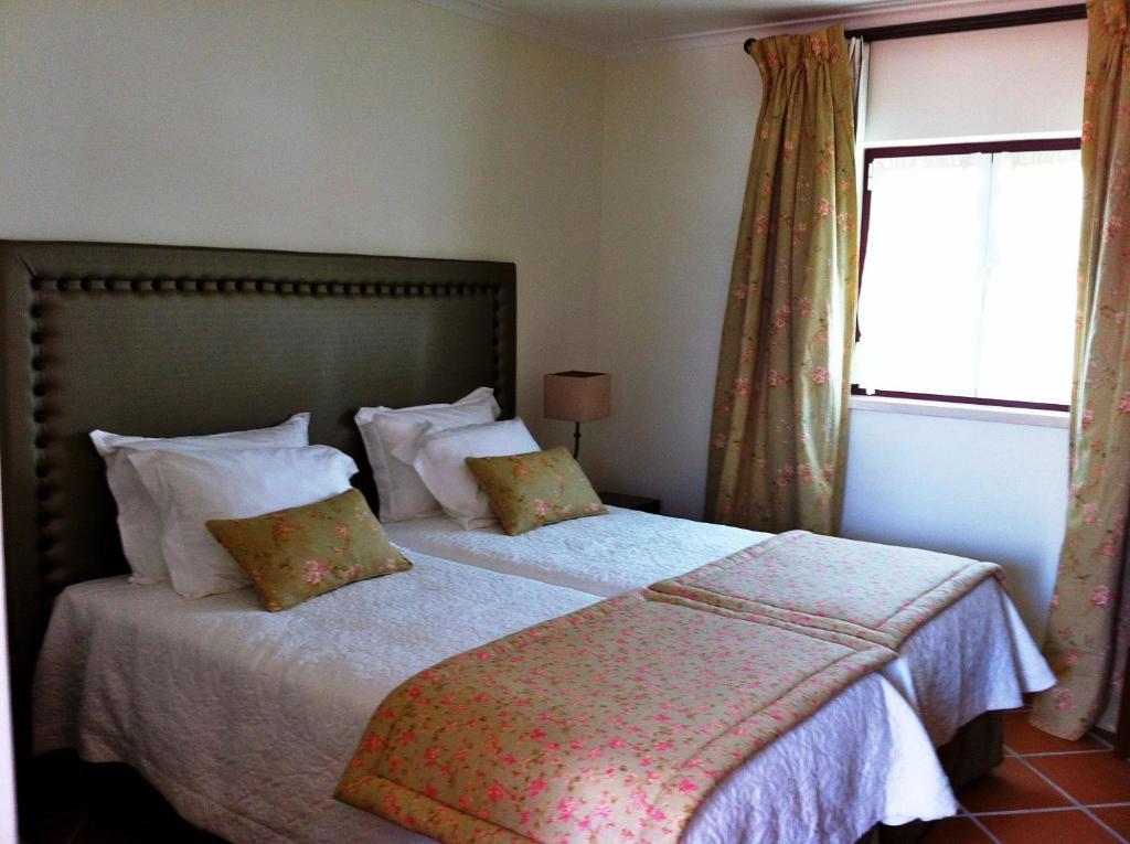 Casa Do Largo - Golega - Turismo De Habitacao Hotel Ruang foto